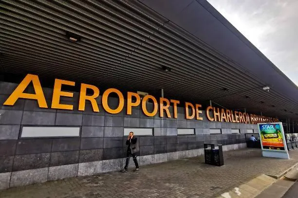 Charbex 2 Bruxelles-charleroi-airport Hébergement de vacances *